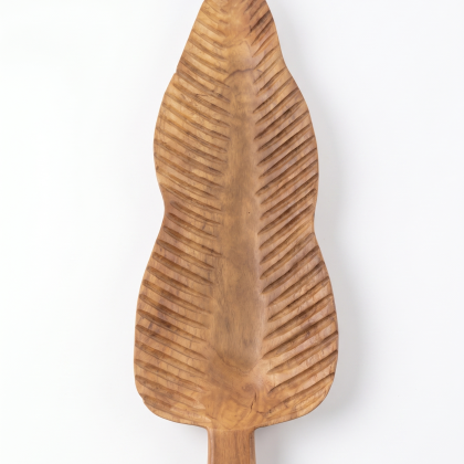 Long leaf teak decor